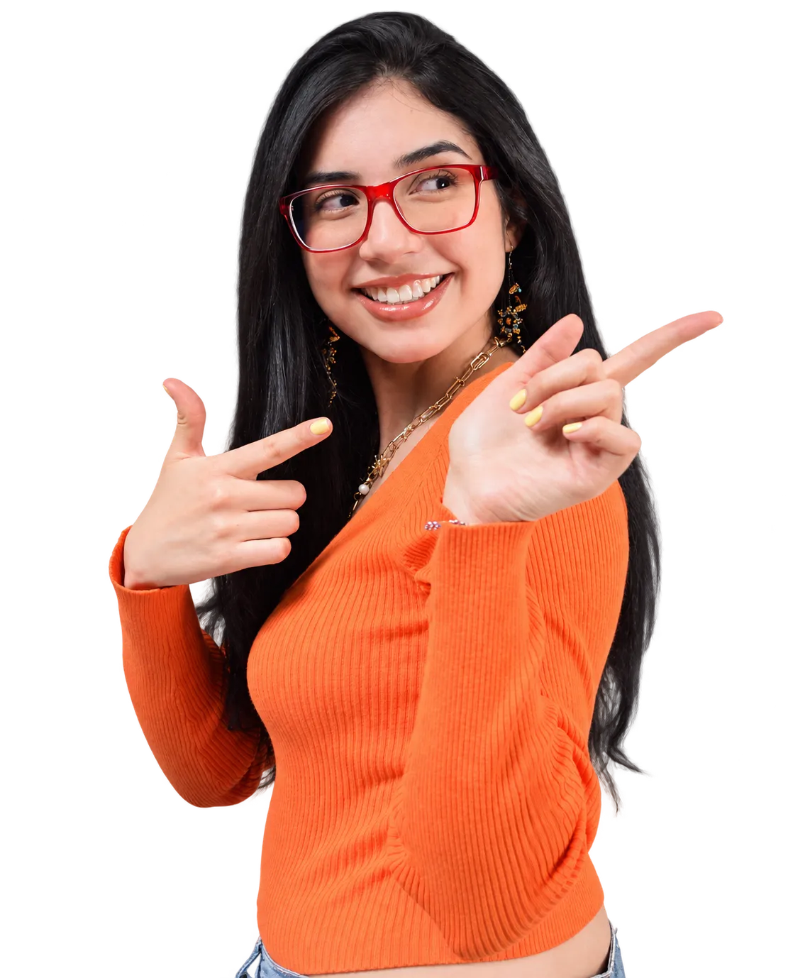 Andrea Ferreira smiling and welcoming you